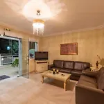 Niki خْريسيا أموذيا